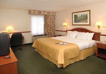 Clarion Hotel & Conference Center Northampton Room photo