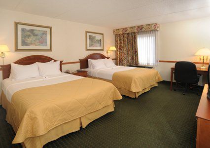 Clarion Hotel & Conference Center Northampton Room photo